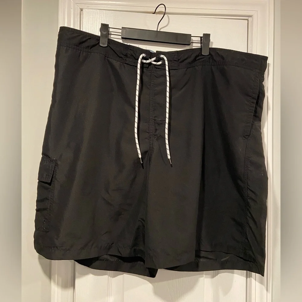 Goodfellow Size XXL Black Elastic Waist Drawstring 8” Inseam Swim Cargo Shorts